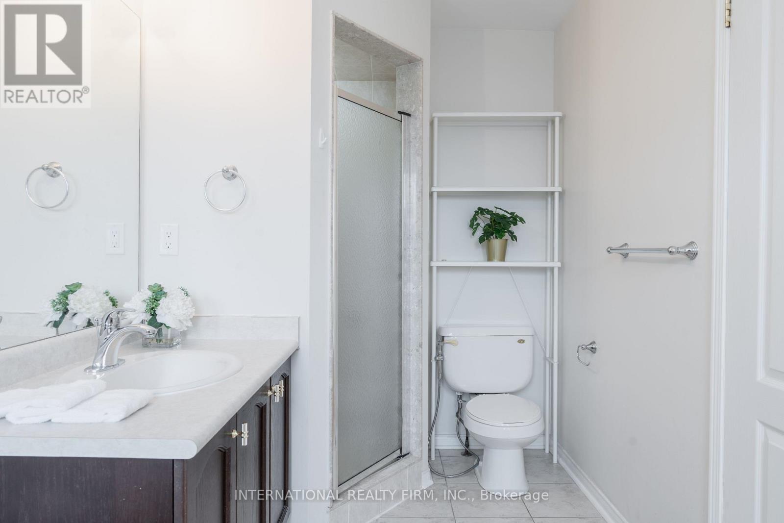 4881 CAPRI CRESCENT - 24
