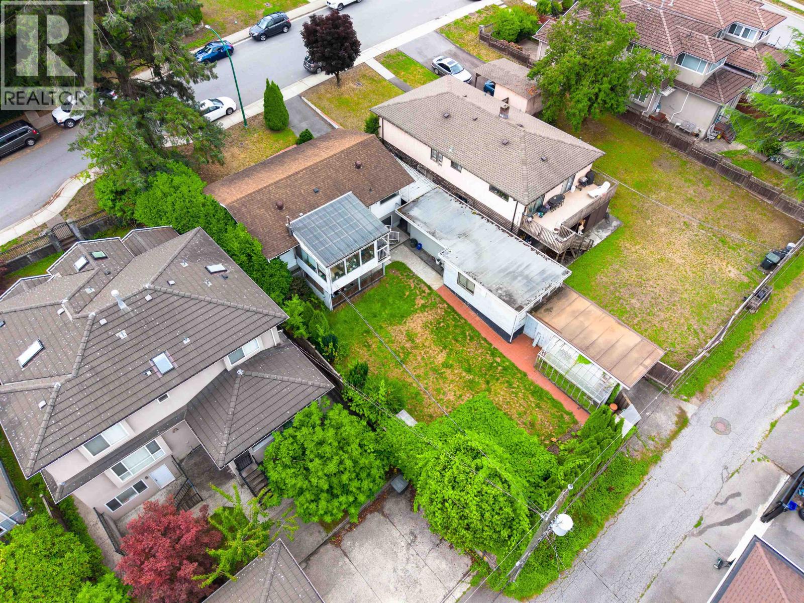 4137 DOMINION Street, Burnaby, British Columbia, V5G1C5, Burnaby, British Columbia — photo 5 of 5