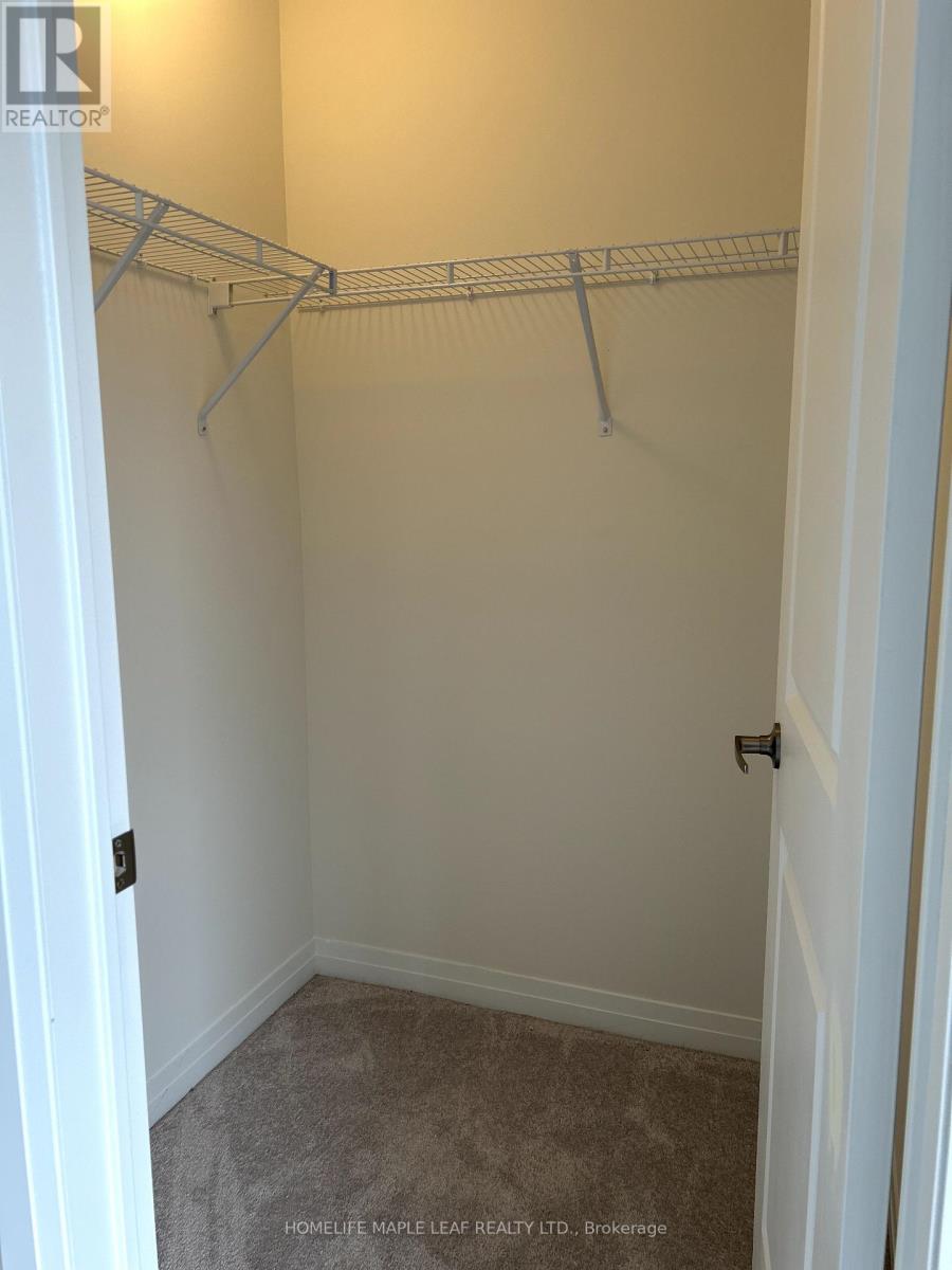 #207 585 COLBORNE STREET - Image 15