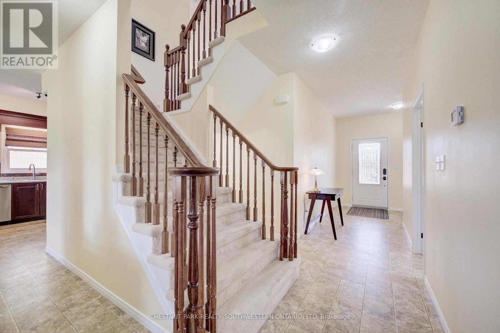 64 KROPF DRIVE - Image 5