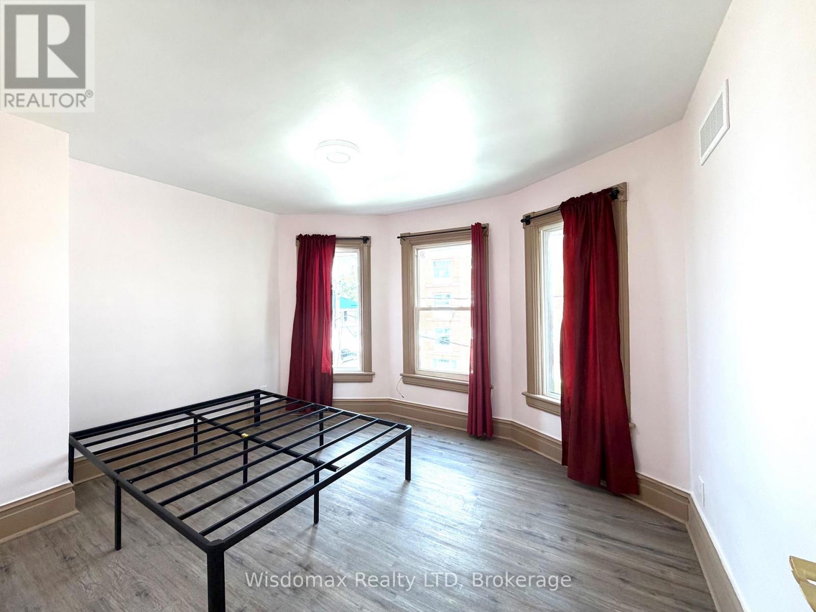 4731 SAINT LAWRENCE AVENUE - 18