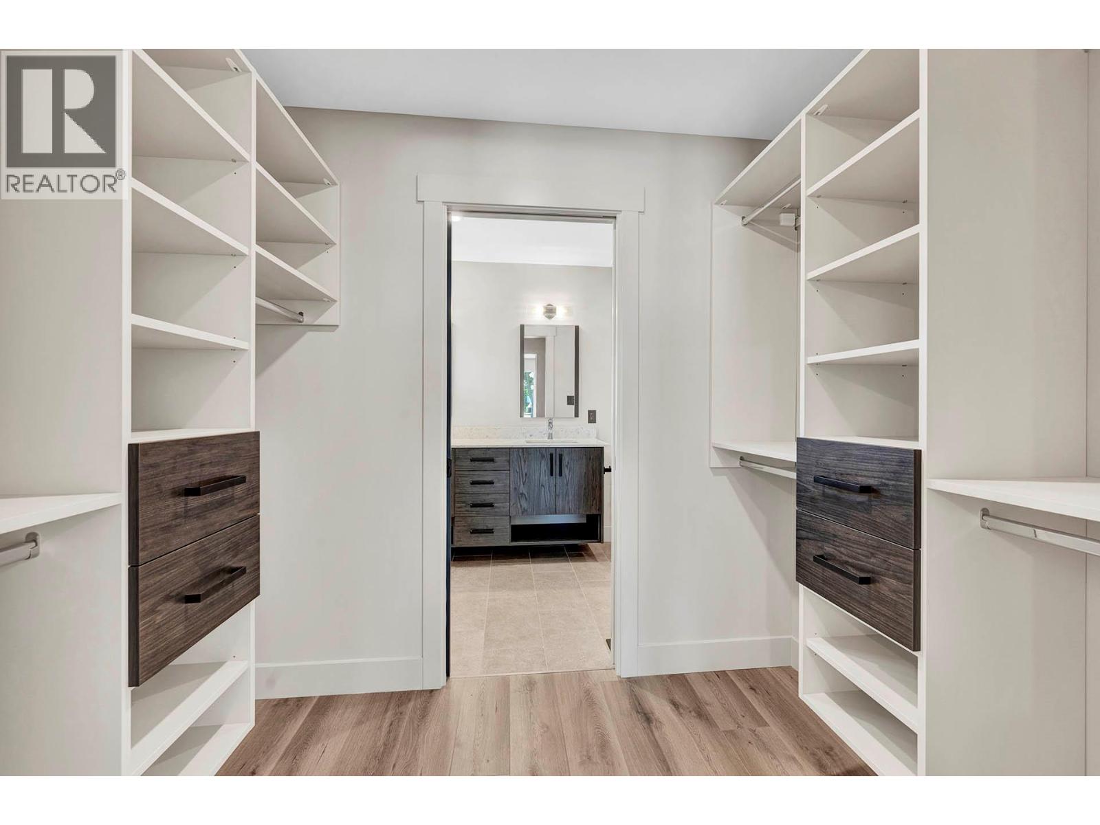 #27 312 ARBUTUS Street - 21
