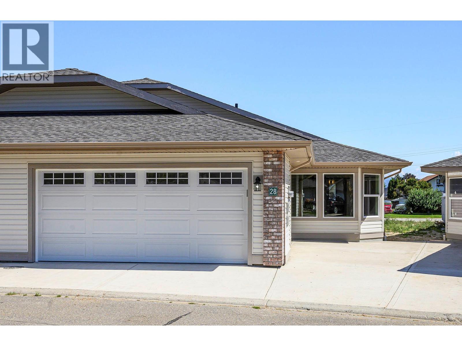#28 312 ARBUTUS Street - 1
