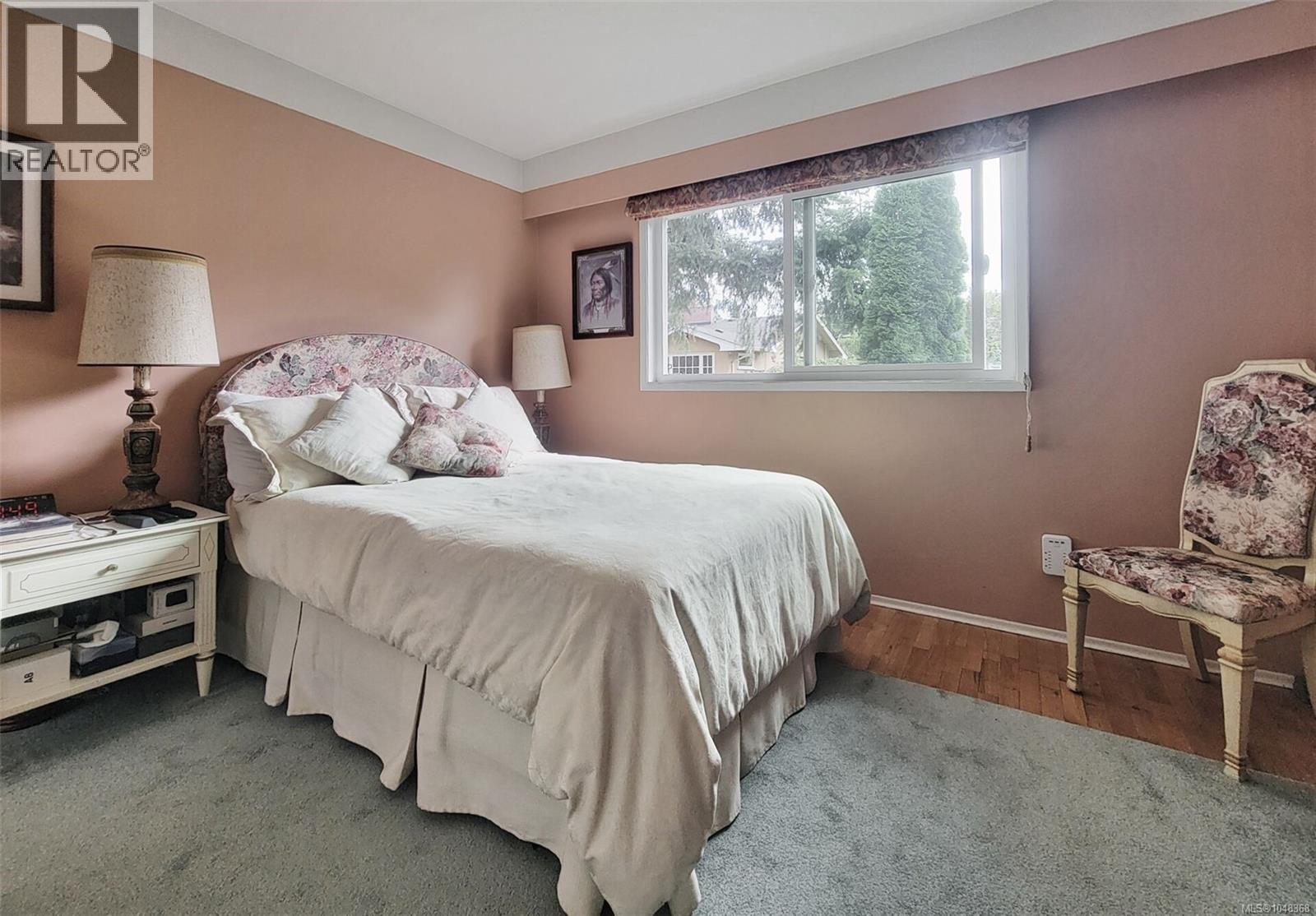 4575 Sumner Pl - Image 25