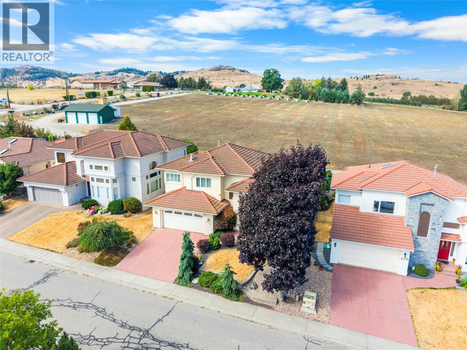 216 Country Estate Drive, Vernon