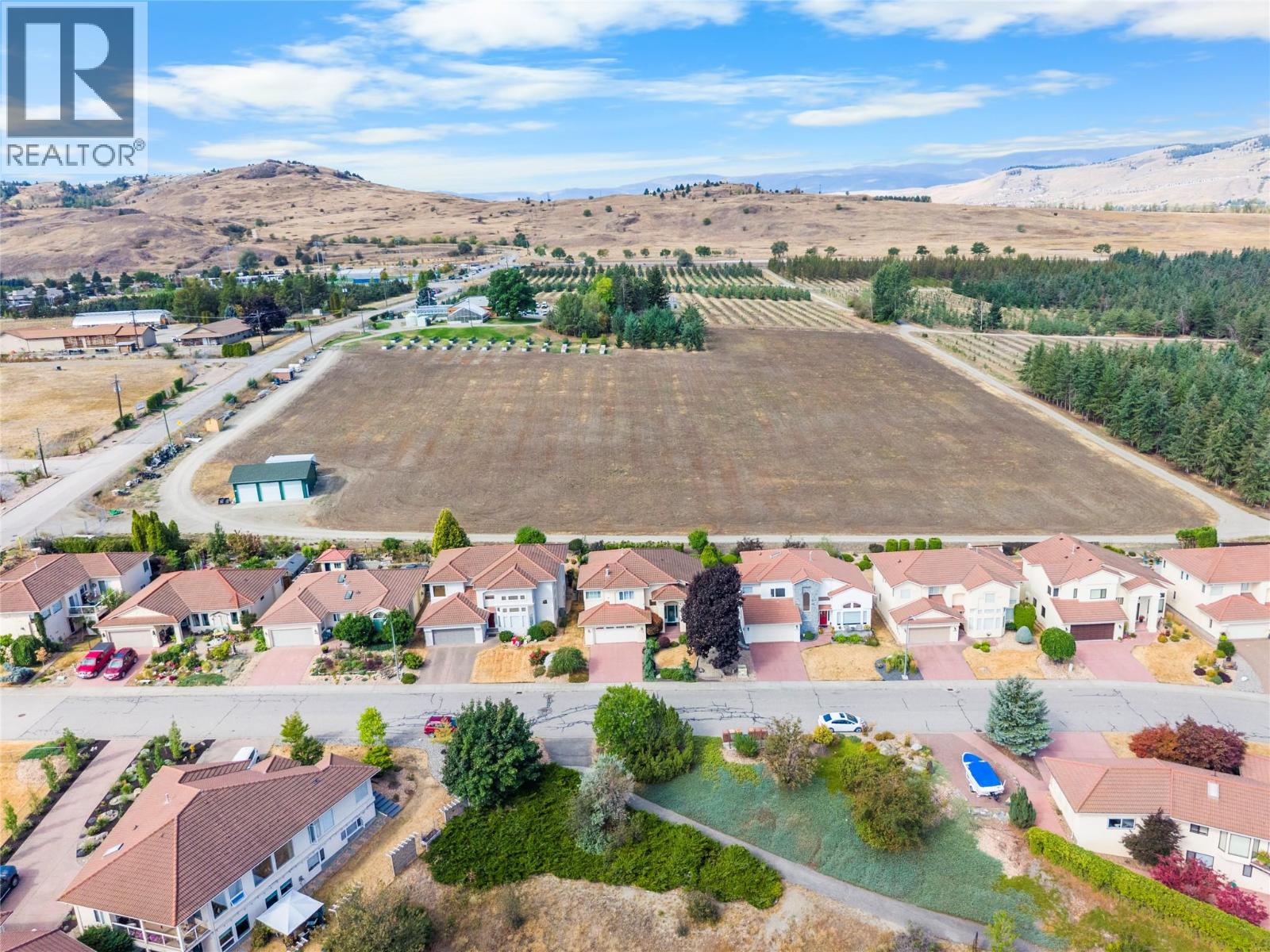 216 Country Estate Drive, Vernon