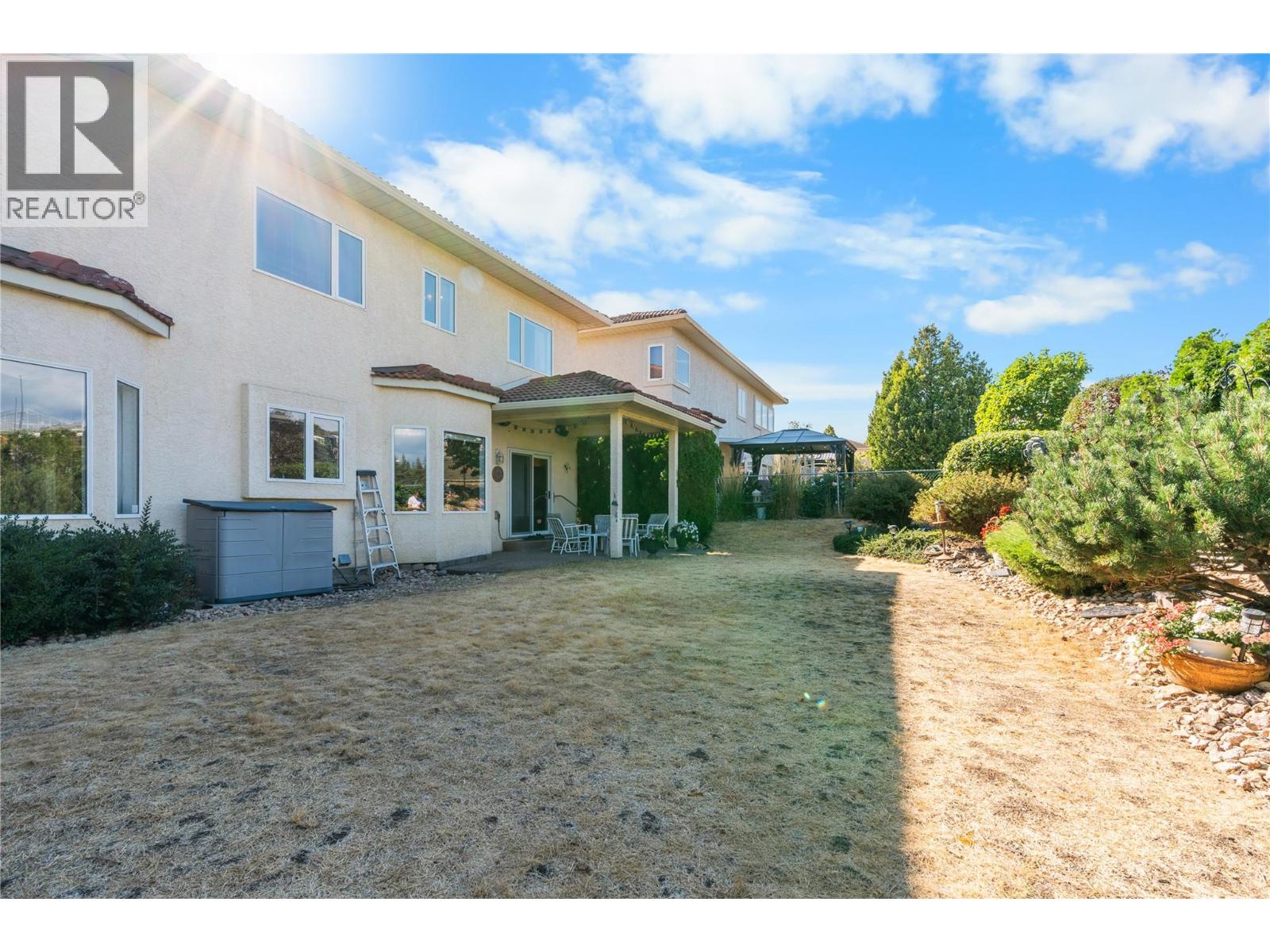 216 Country Estate Drive, Vernon