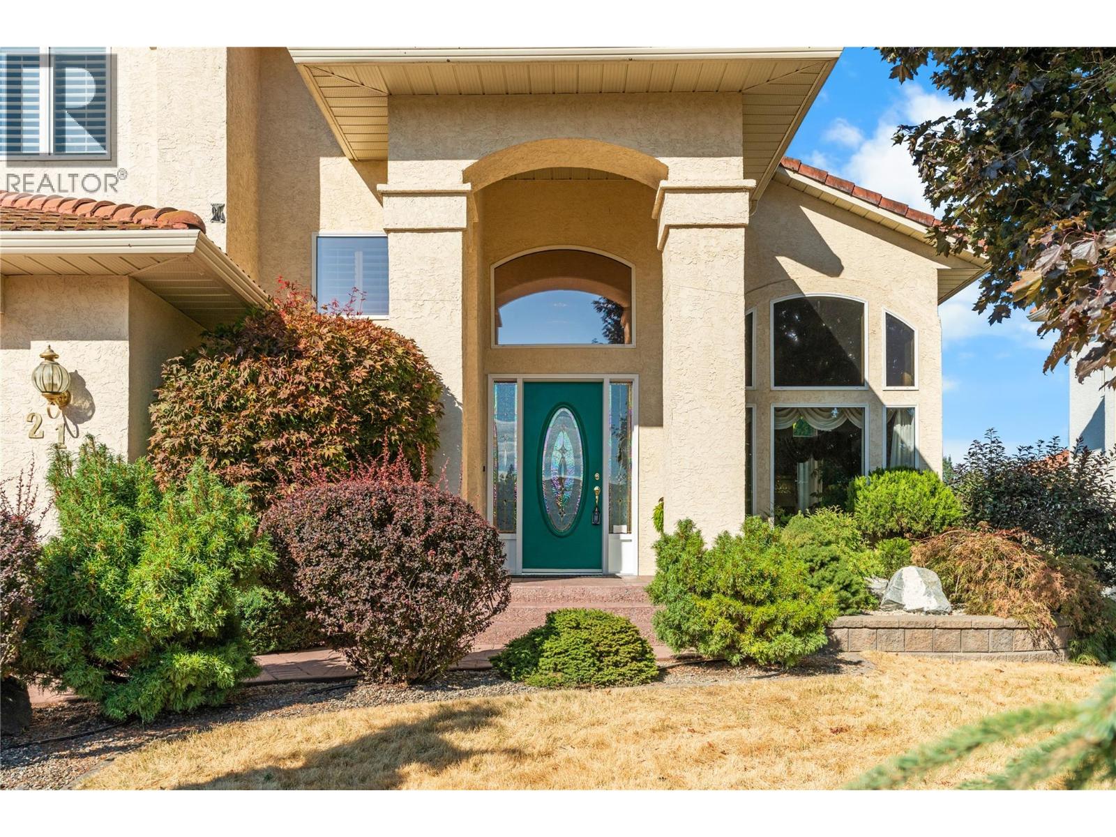 216 Country Estate Drive, Vernon