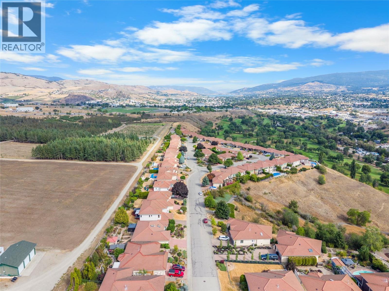 216 Country Estate Drive, Vernon