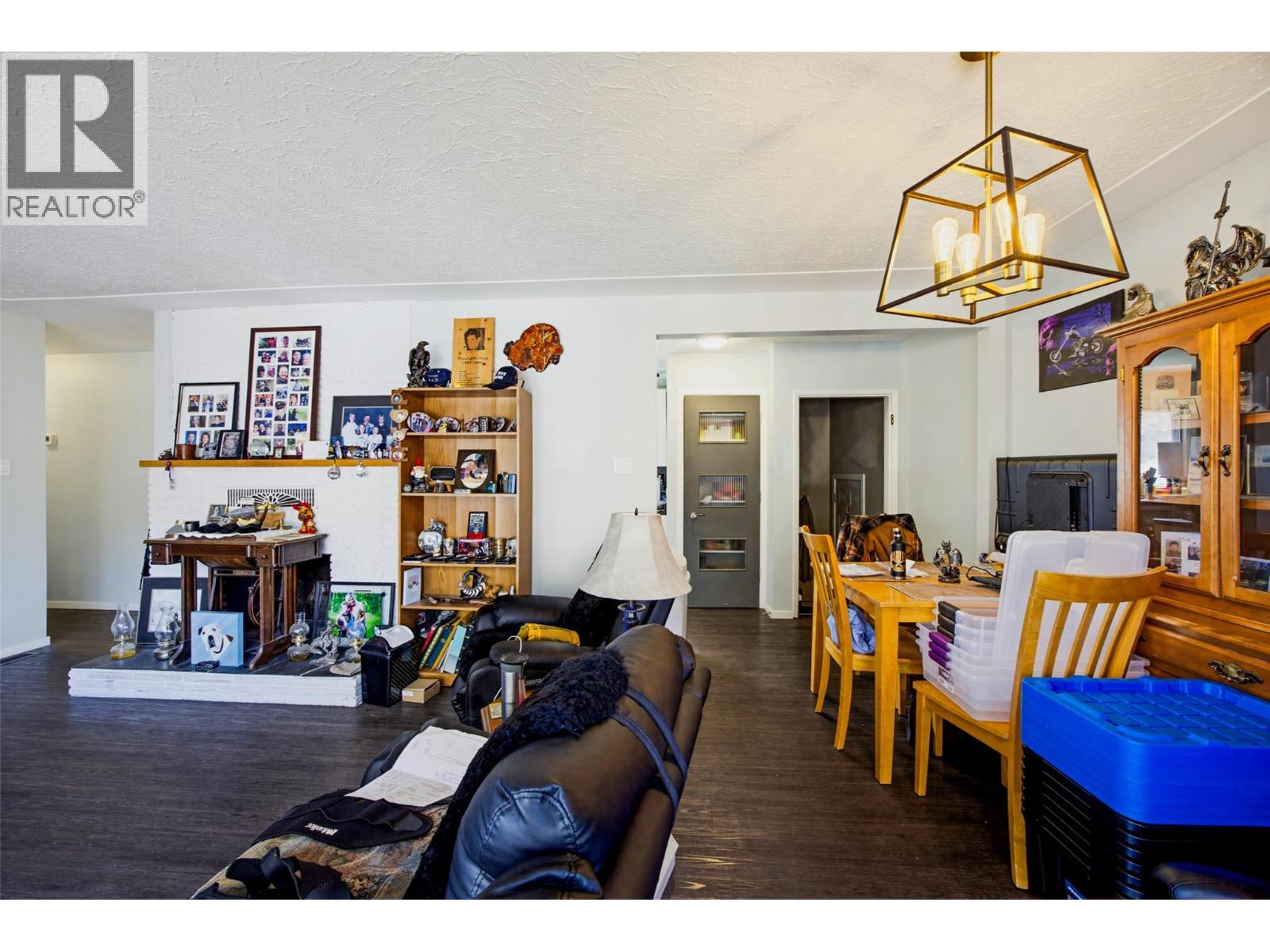 2768 VALLEYVIEW Drive - 36