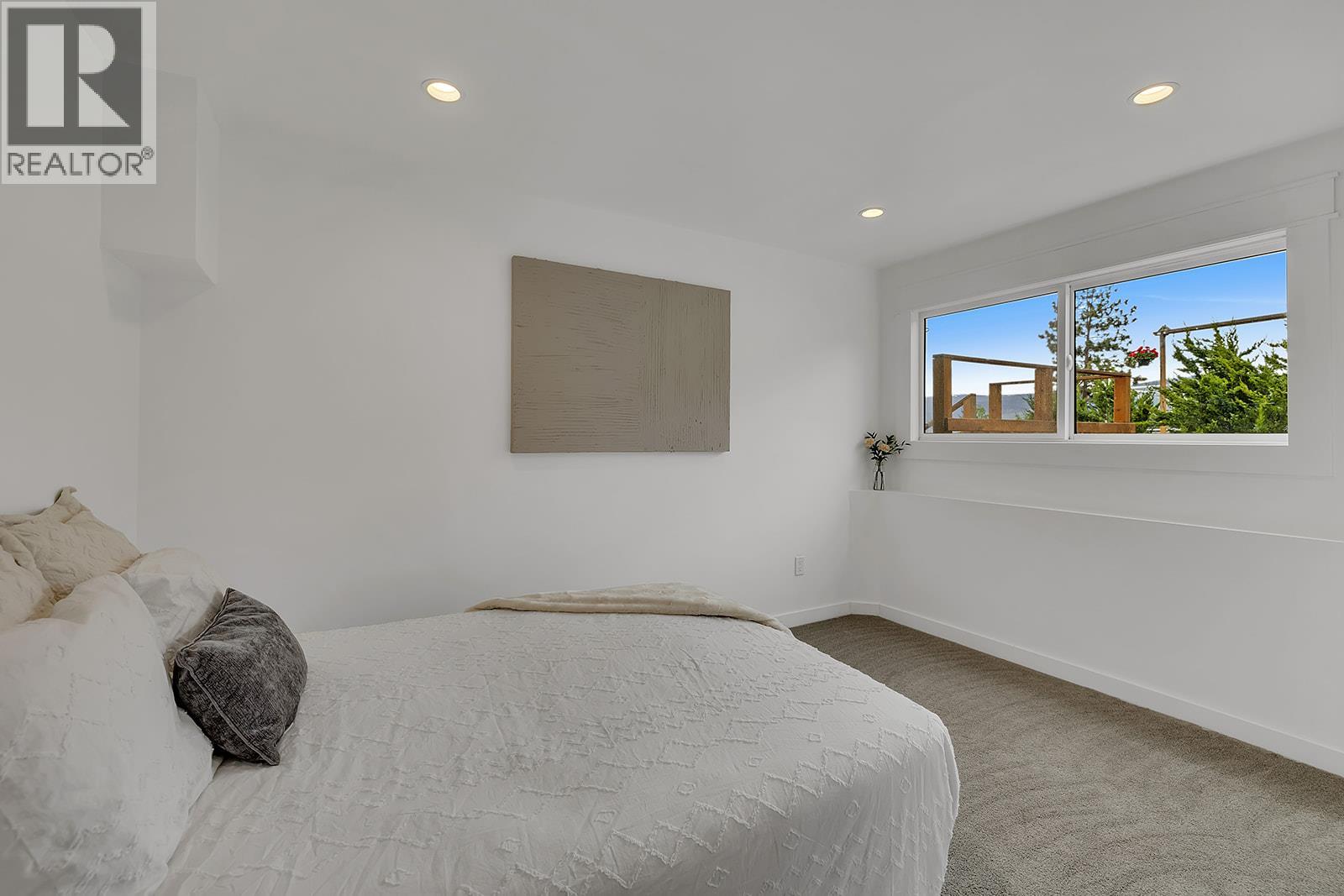 2751 Lakeview Road - 42