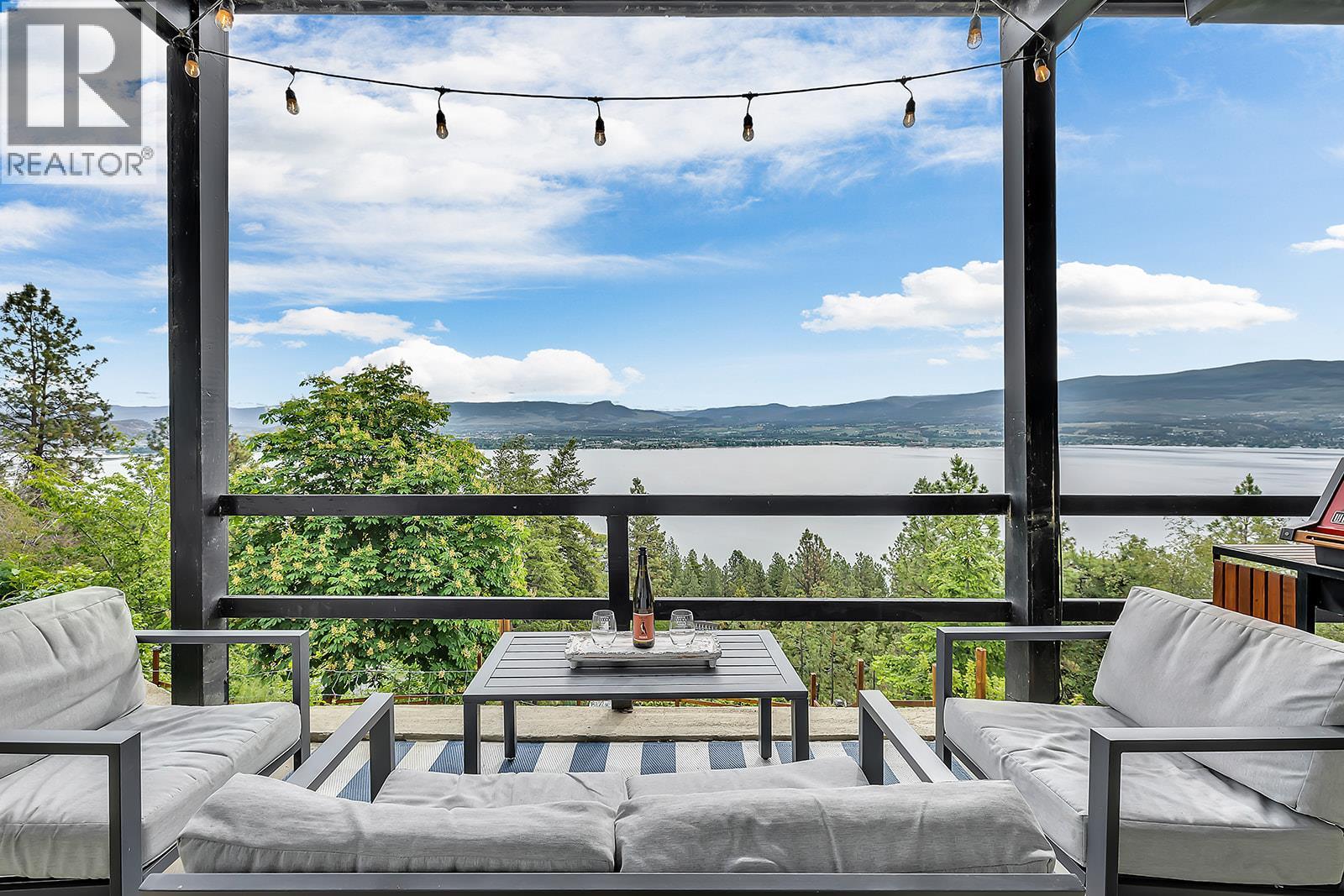 2751 Lakeview Road - 52