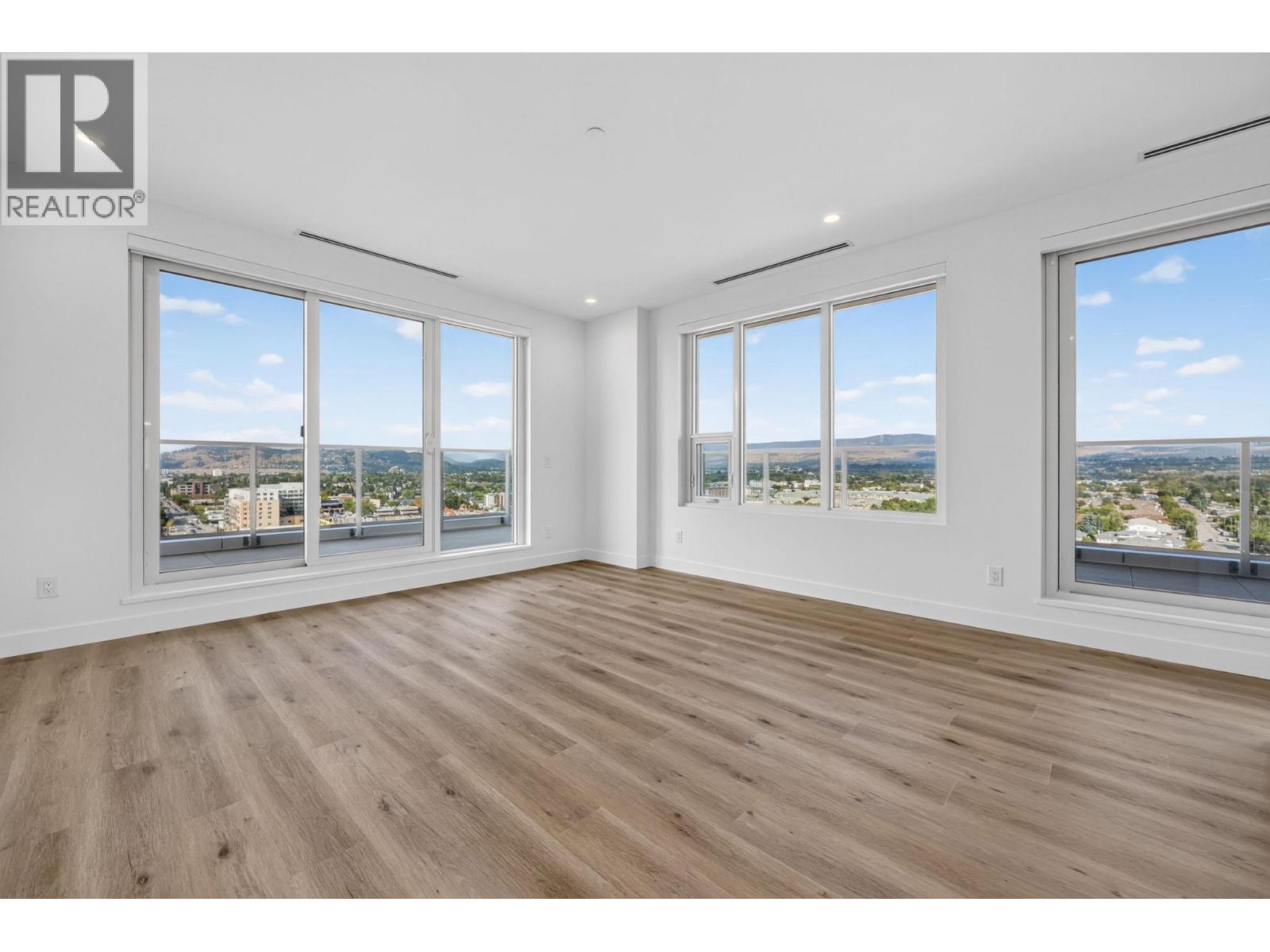 1303 3300 Lakeshore Road, Kelowna