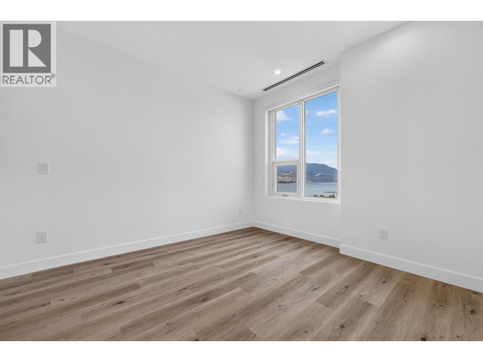 1303 3300 Lakeshore Road, Kelowna