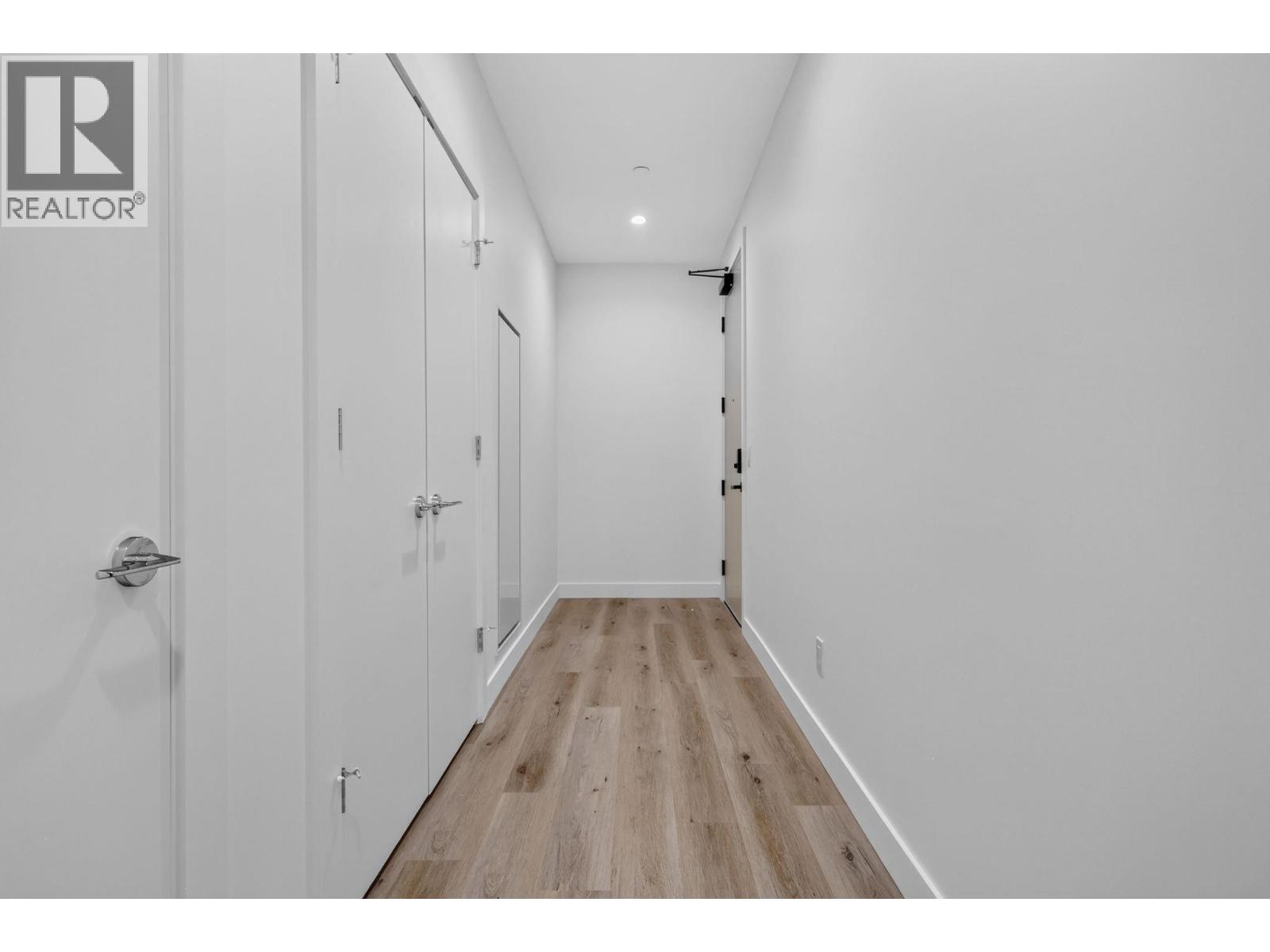 1303 3300 Lakeshore Road, Kelowna