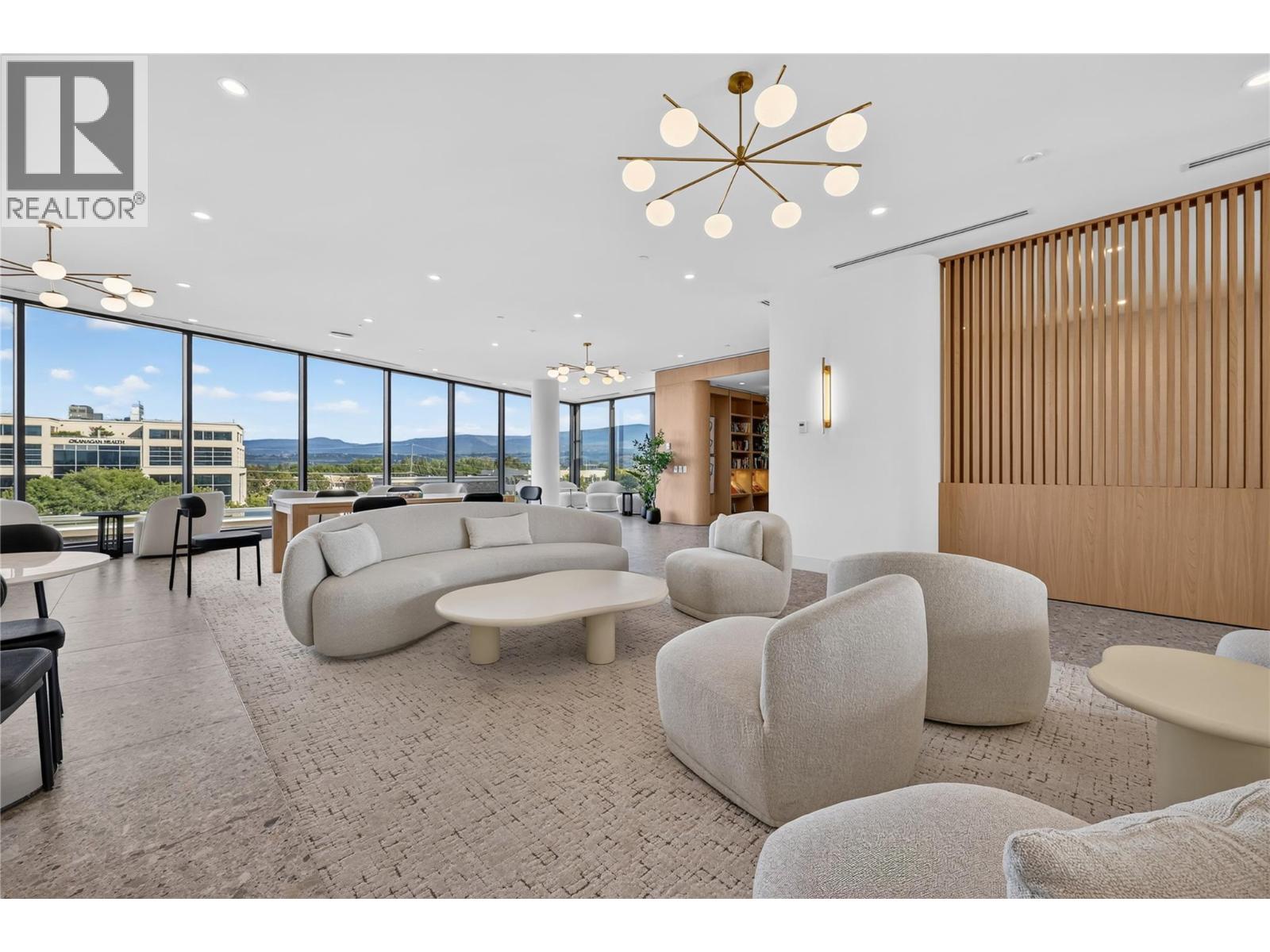 1303 3300 Lakeshore Road, Kelowna