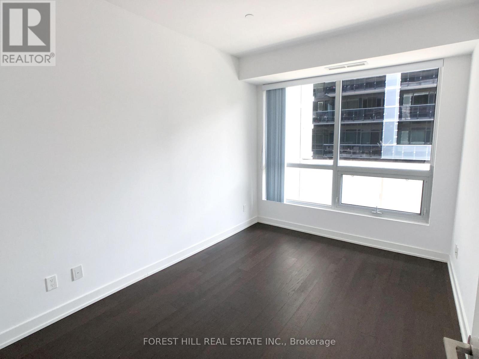 #440 1030 KING STREET W - 6