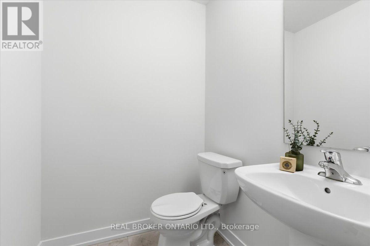112 STAUFFER CRESCENT - 7