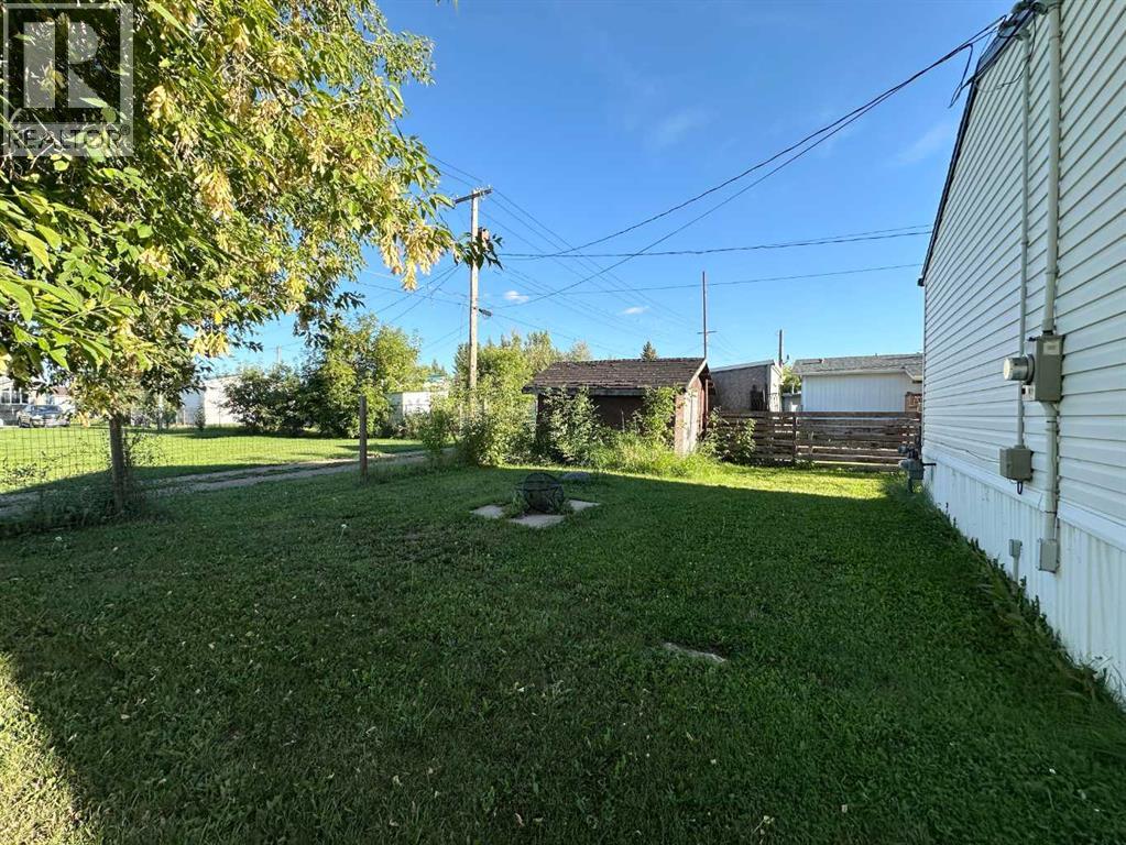5243 47 Street - 22