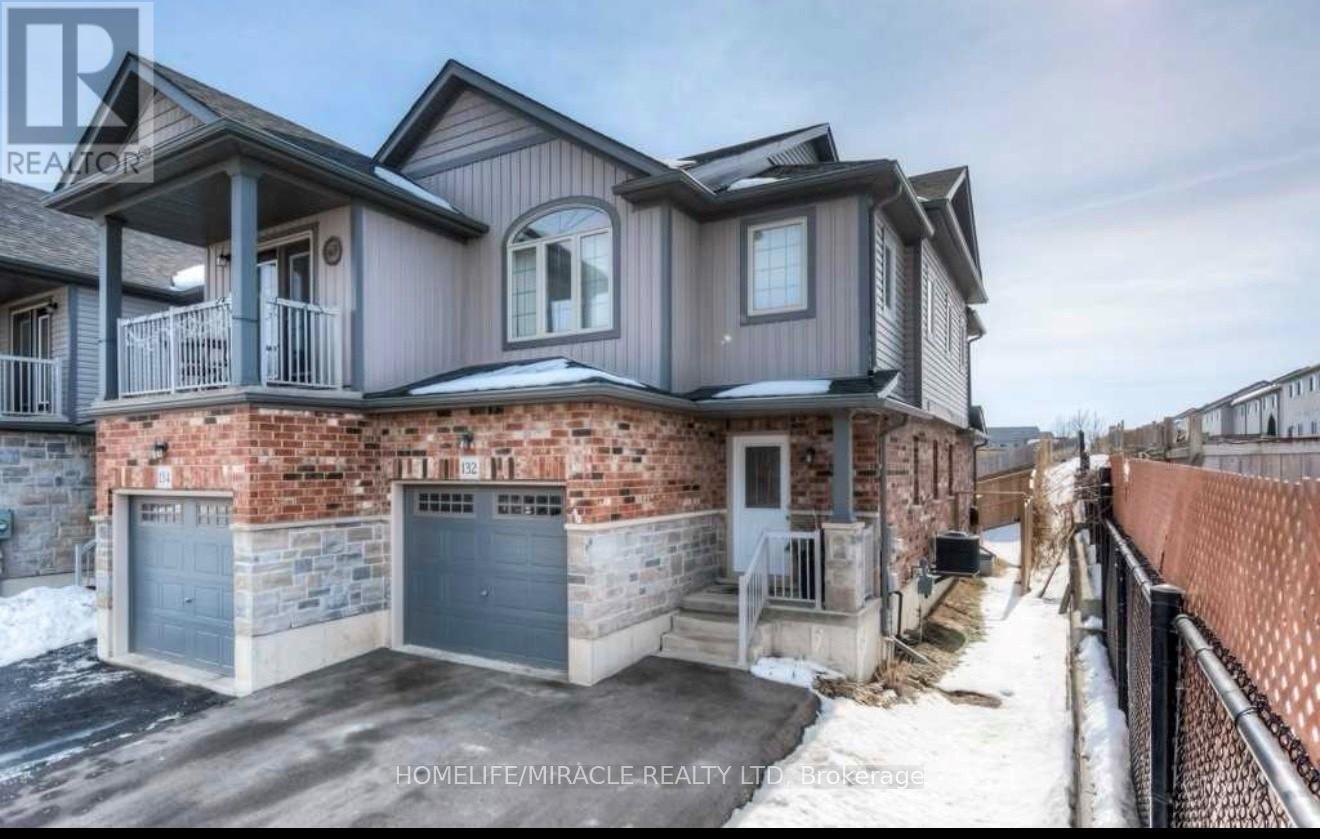 132 MAITLAND STREET - 1