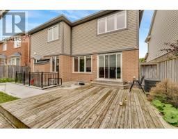 135 Baldwin Drive, Cambridge, ON N3C0B4 Photo 37