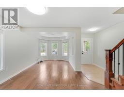 135 Baldwin Drive, Cambridge, ON N3C0B4 Photo 6
