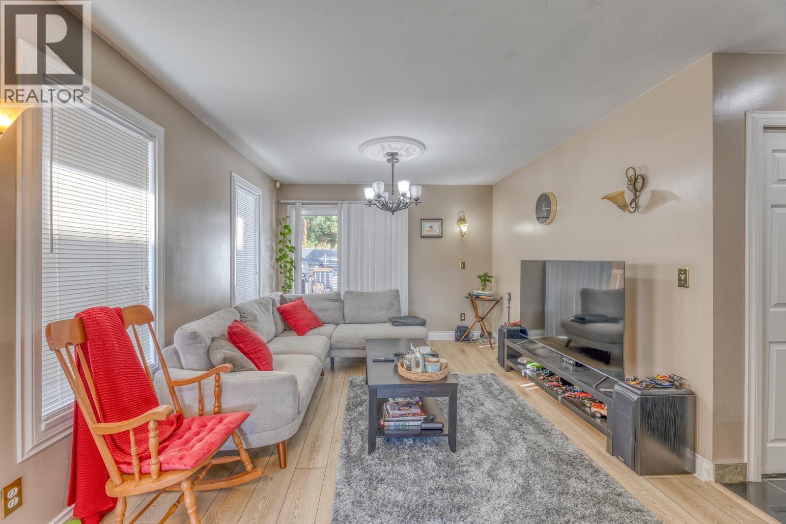 1465 BLACKWATER PLACE, Coquitlam — photo 9