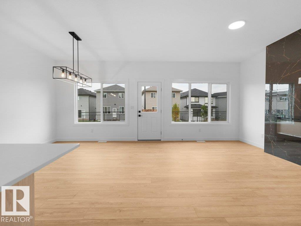 912 17 Ave NW - 20