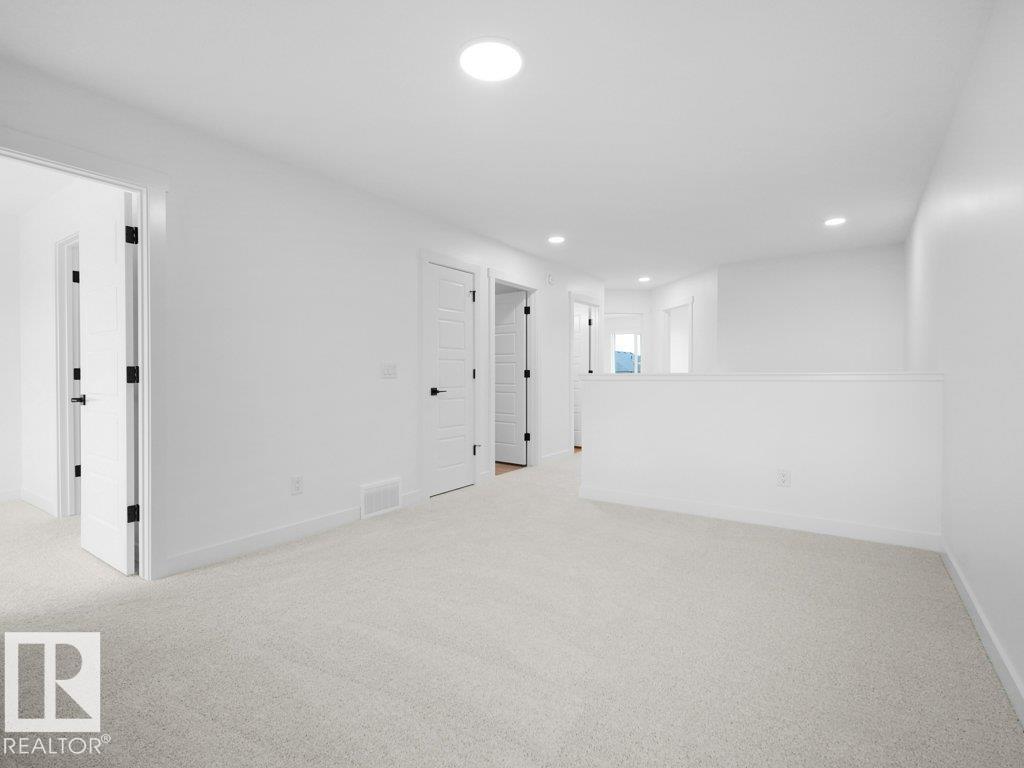 912 17 Ave NW - 31
