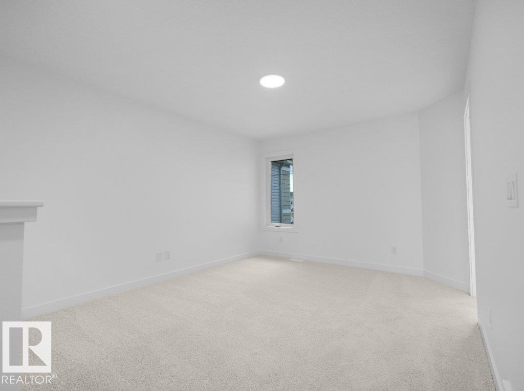 912 17 Ave NW - 30