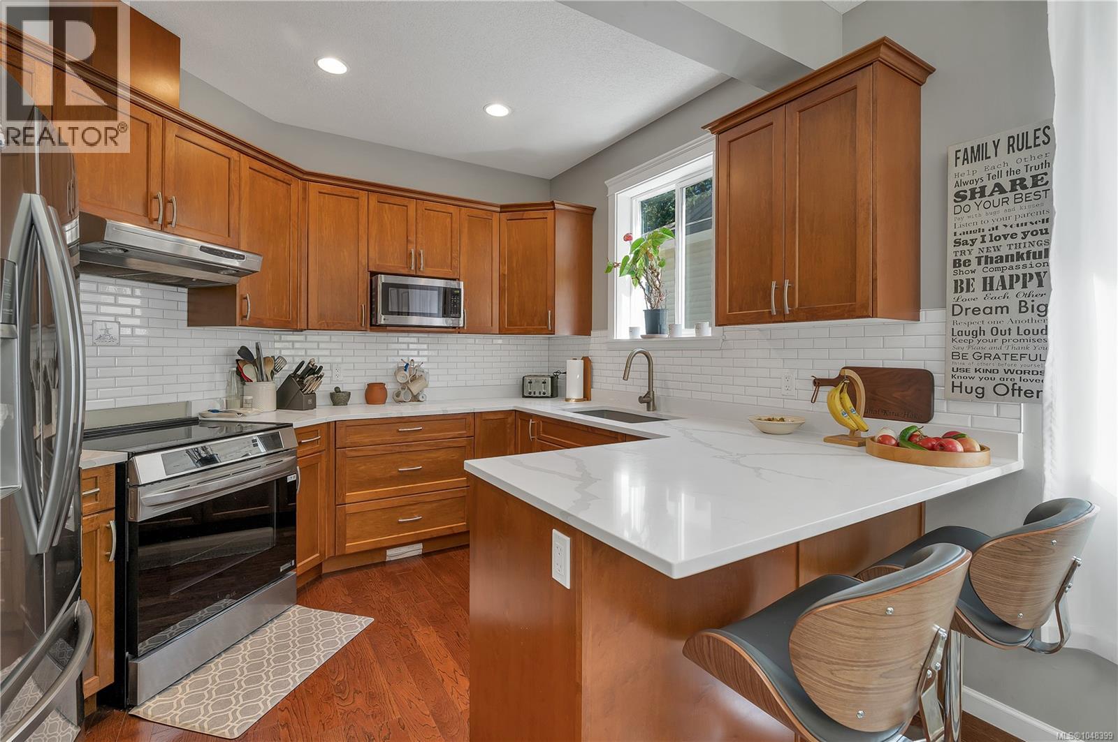 #5 1424 Alder St S - 5