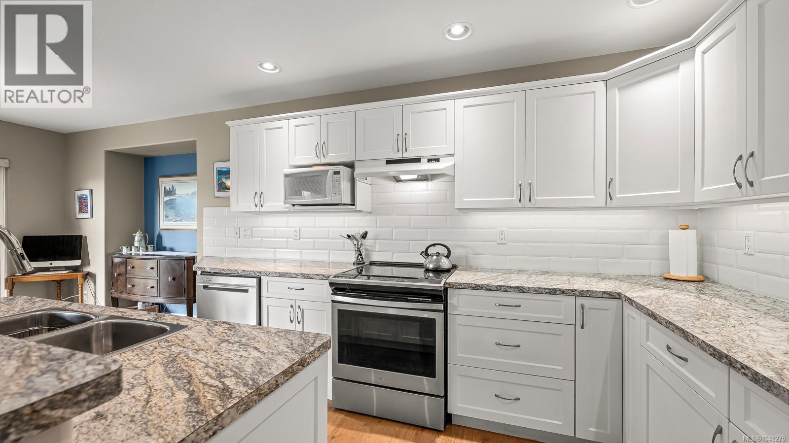 2435 Idiens Way - Image 4