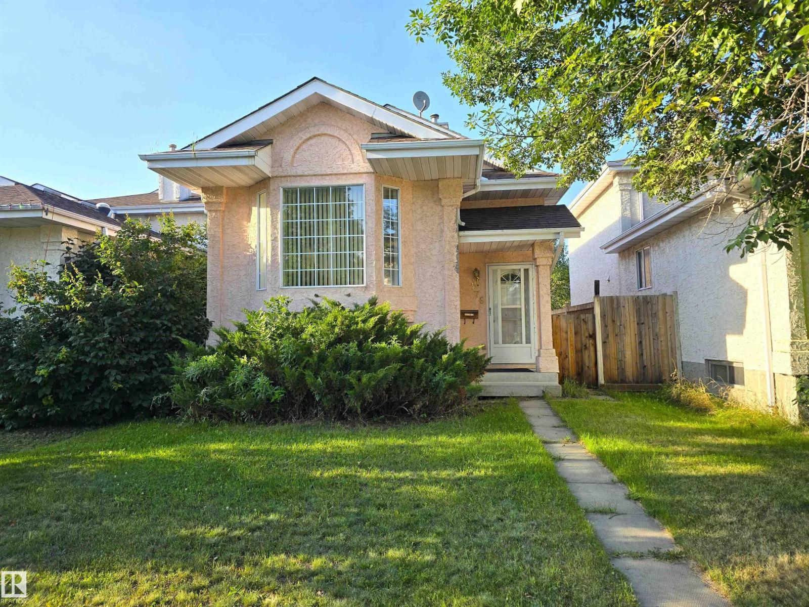 176 RIVER PT NW, Edmonton, Alberta, T5A4Y5