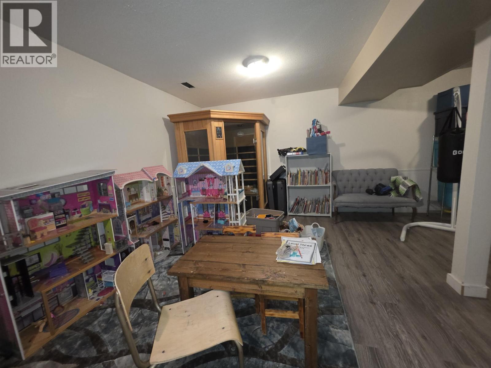 398 W 5TH STREET - 11