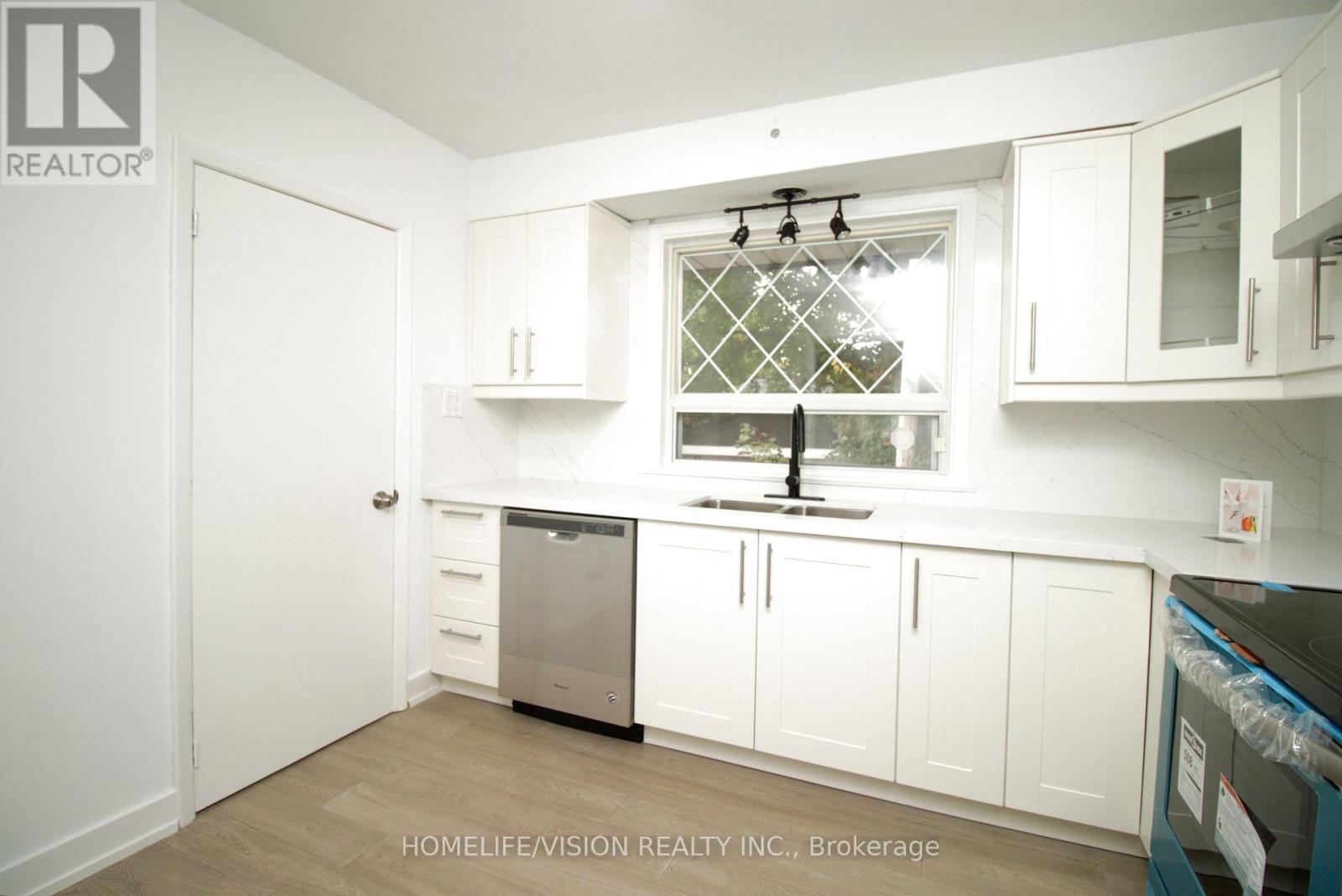 61 LEWISTON ROAD - Image 16