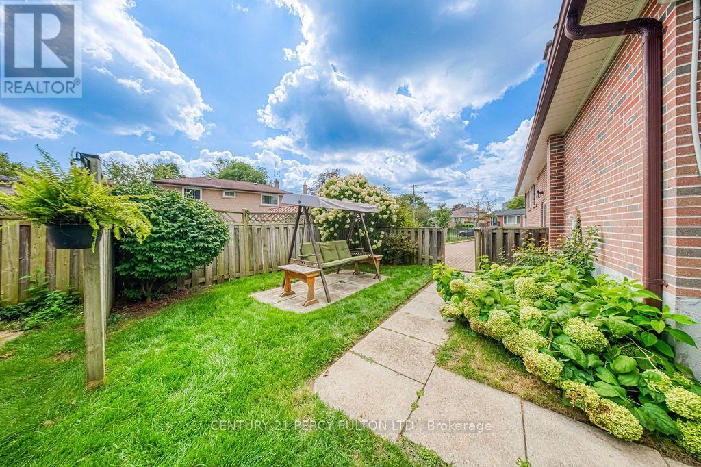 70 LIMEVALE CRESCENT - 41