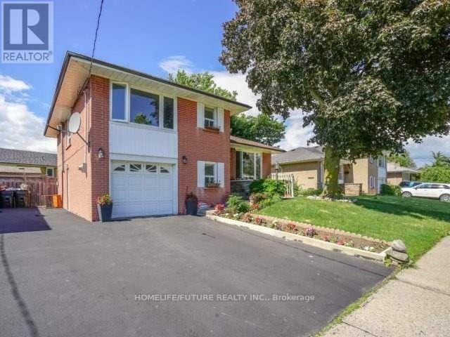 Photo of 4 Wonderland Drive