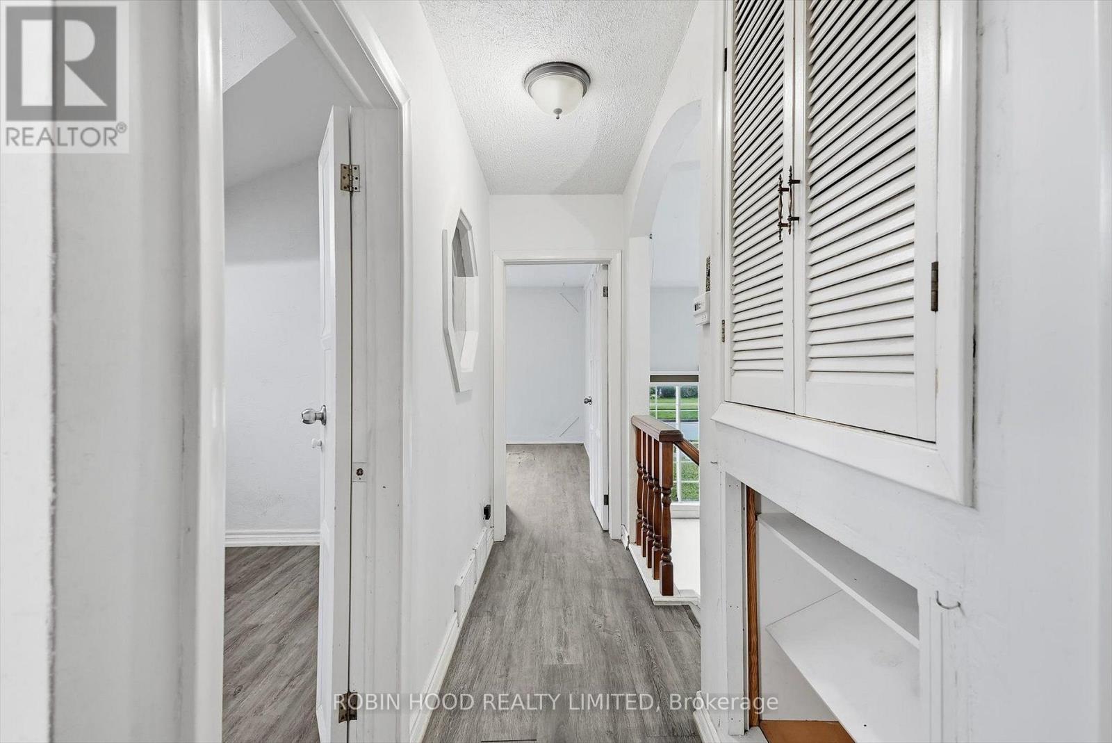 8 PANDORA CIRCLE - 16