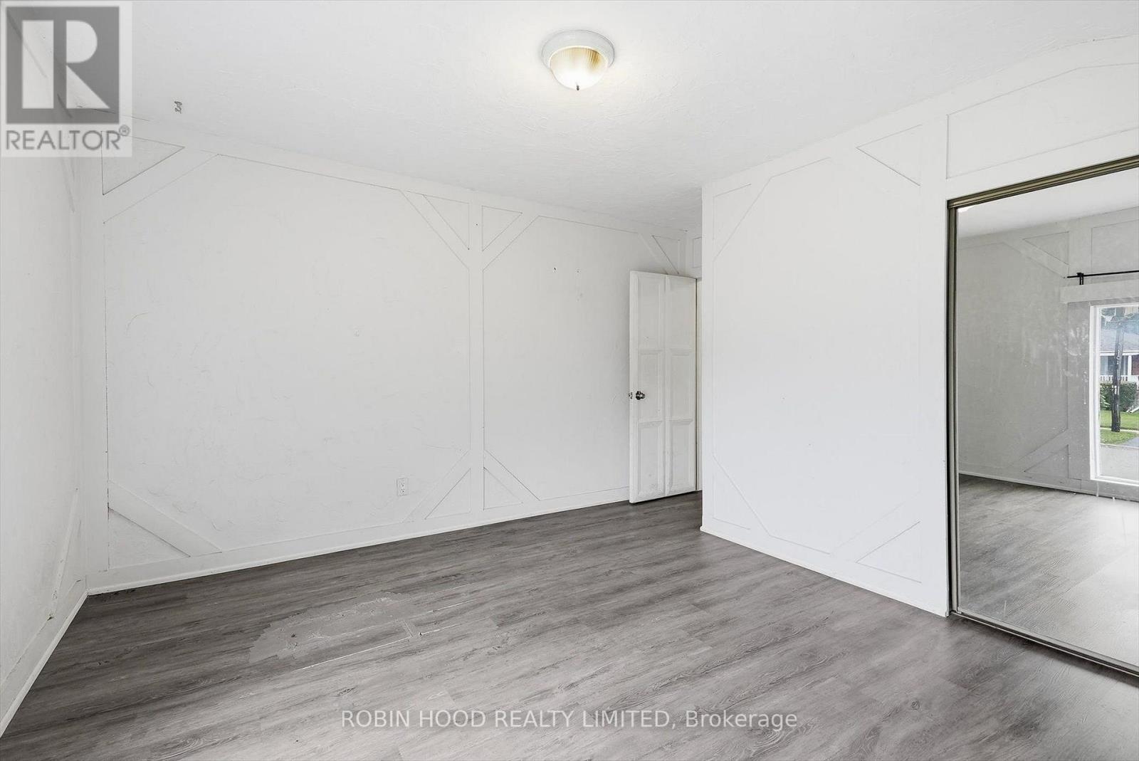 8 PANDORA CIRCLE - 19