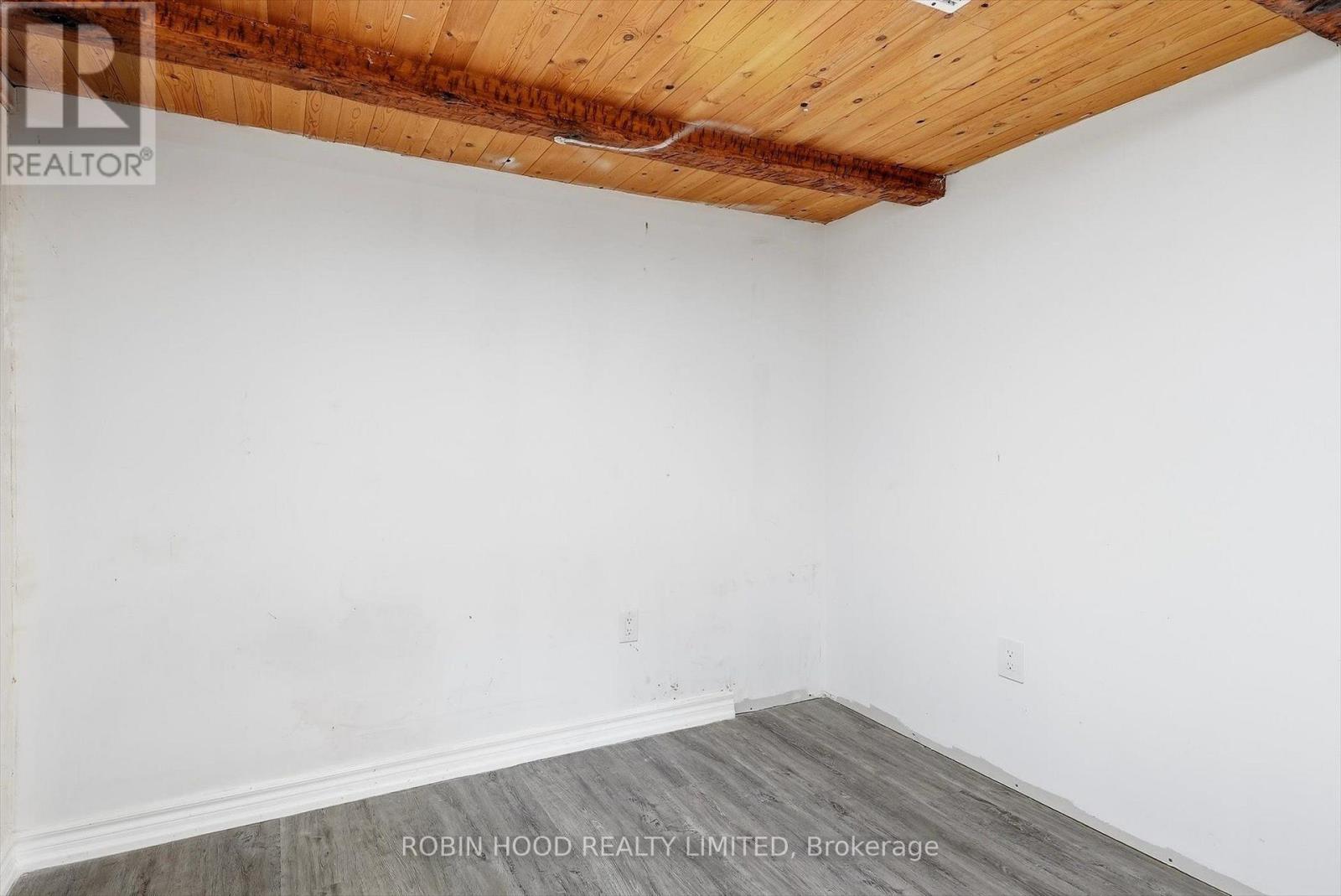 8 PANDORA CIRCLE - Image 35