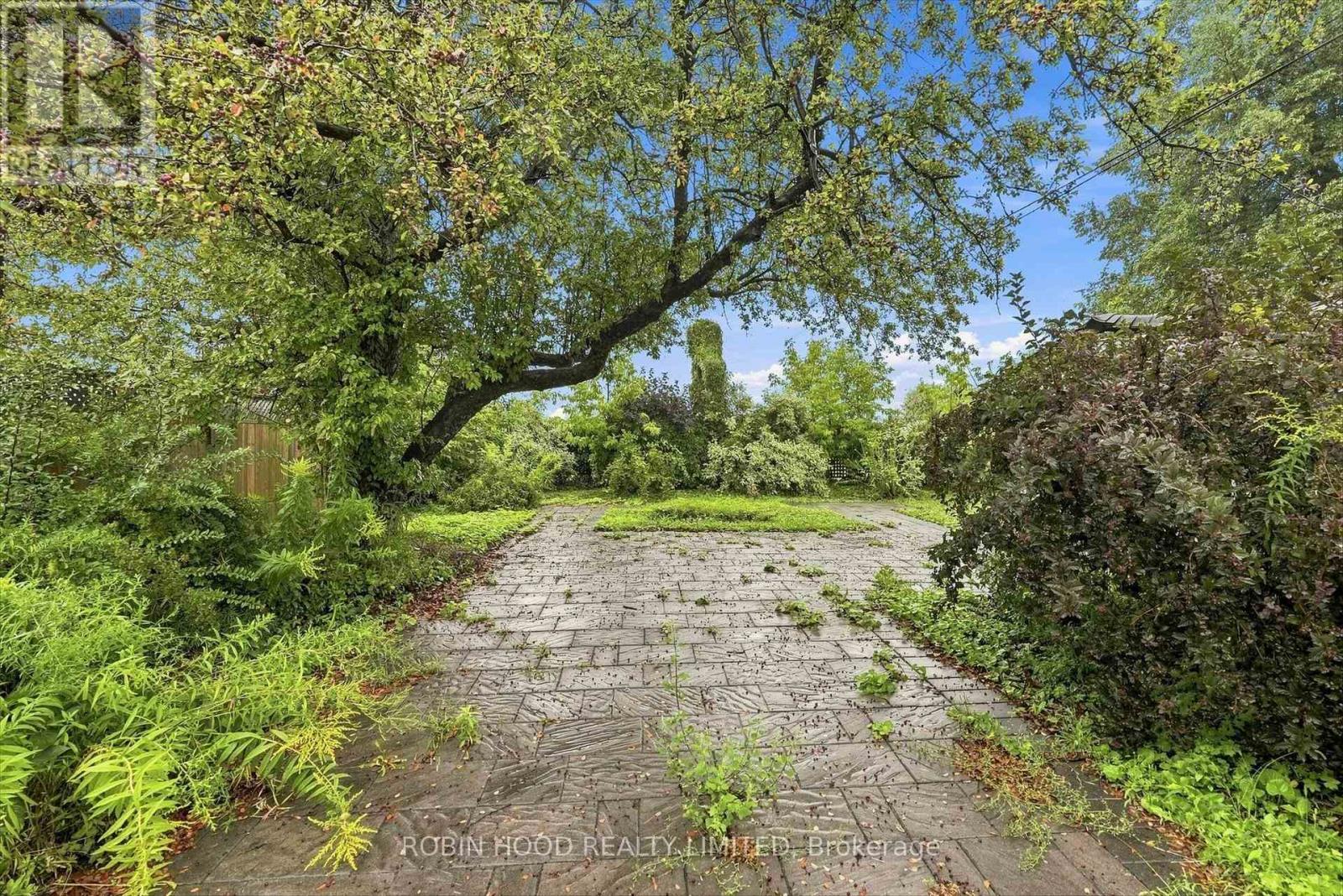 8 PANDORA CIRCLE - Image 44