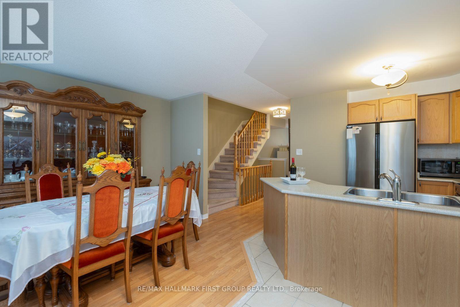 #61 1850 KINGSTON ROAD - 19