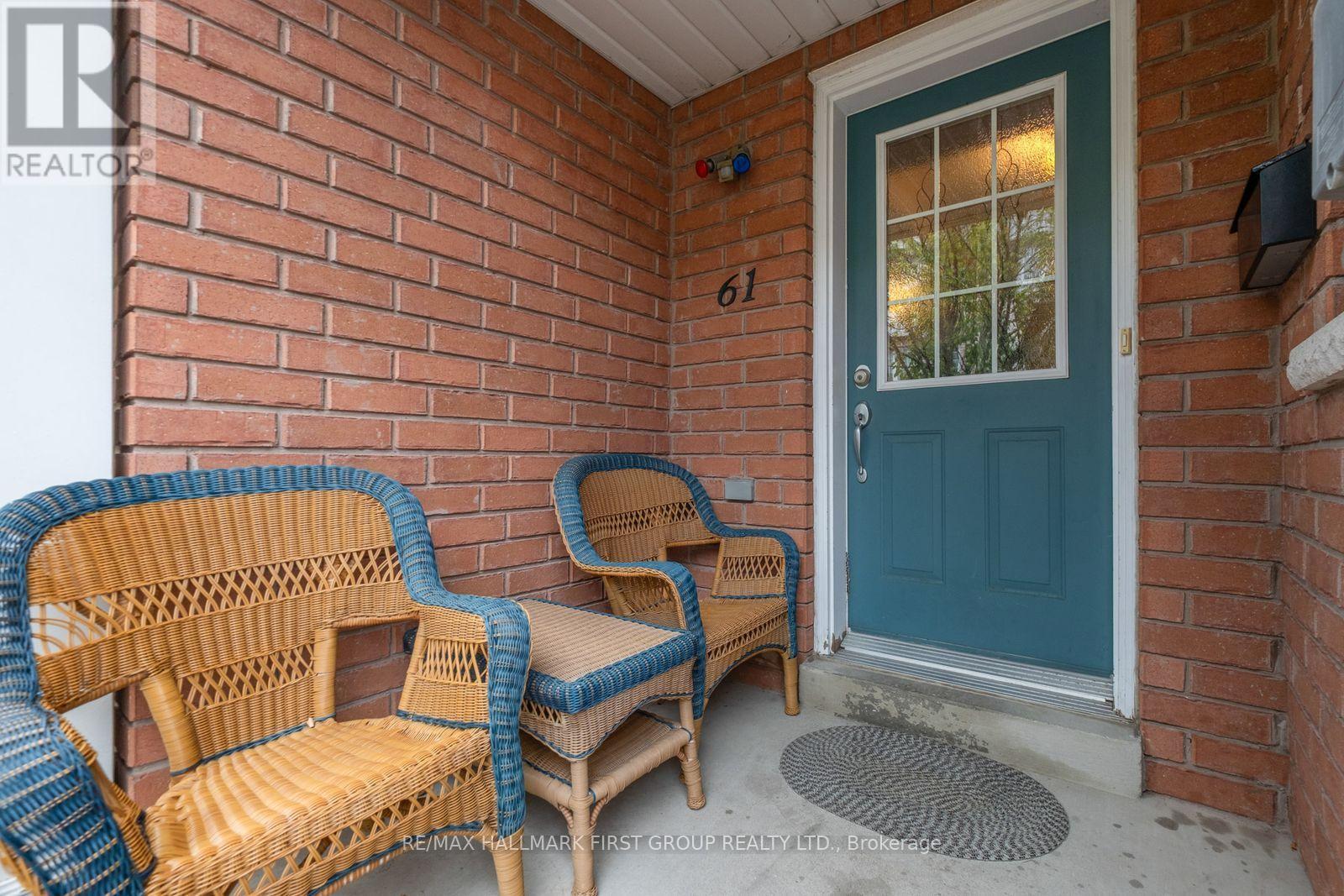 #61 1850 KINGSTON ROAD - 4