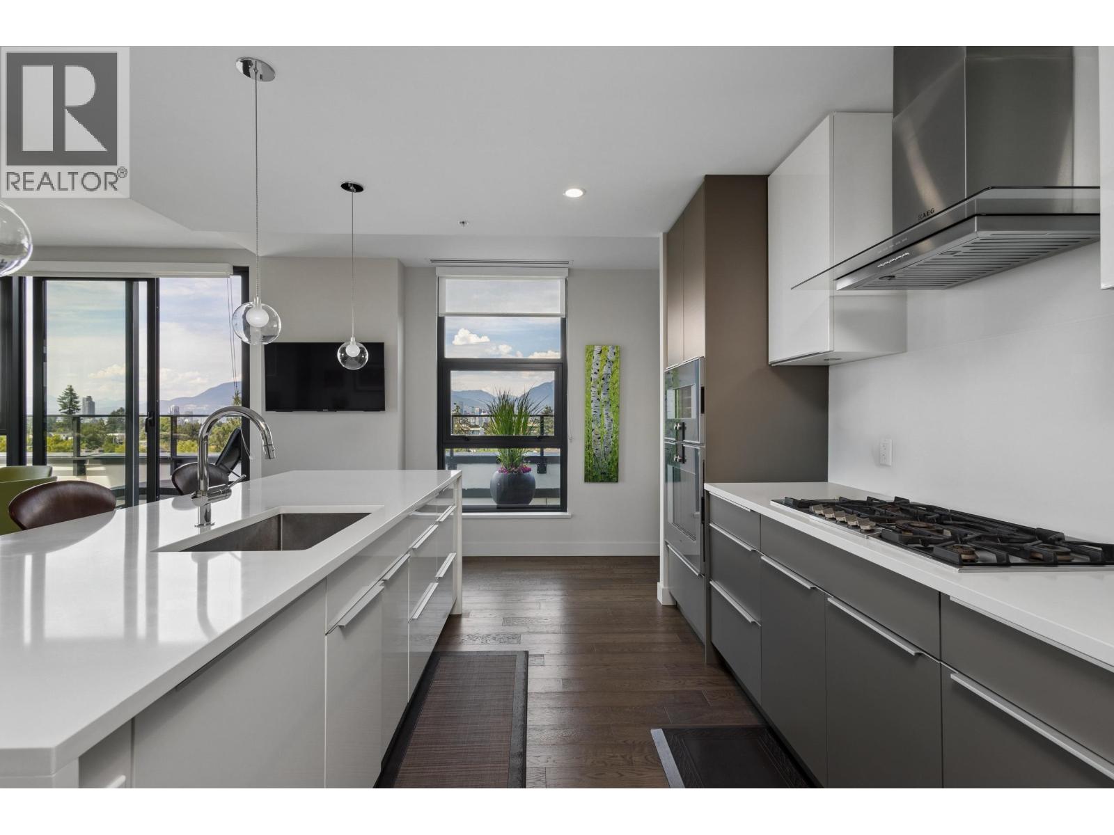 601 4427 CAMBIE STREET, Vancouver — photo 9