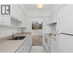 306 2055 Pendrell Street, Vancouver, BC V6G1T9 Photo 15