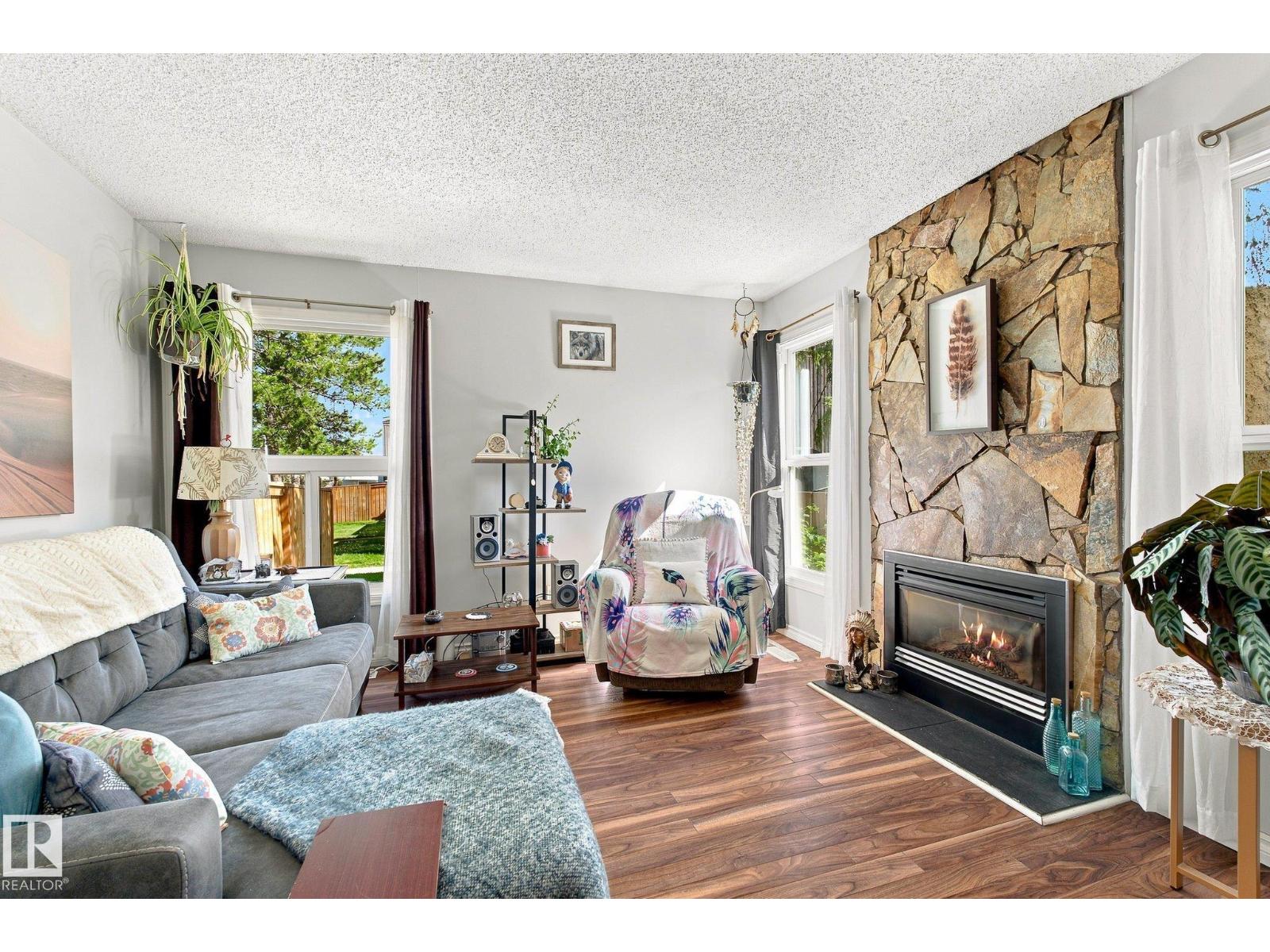 6522 184 ST NW - 15