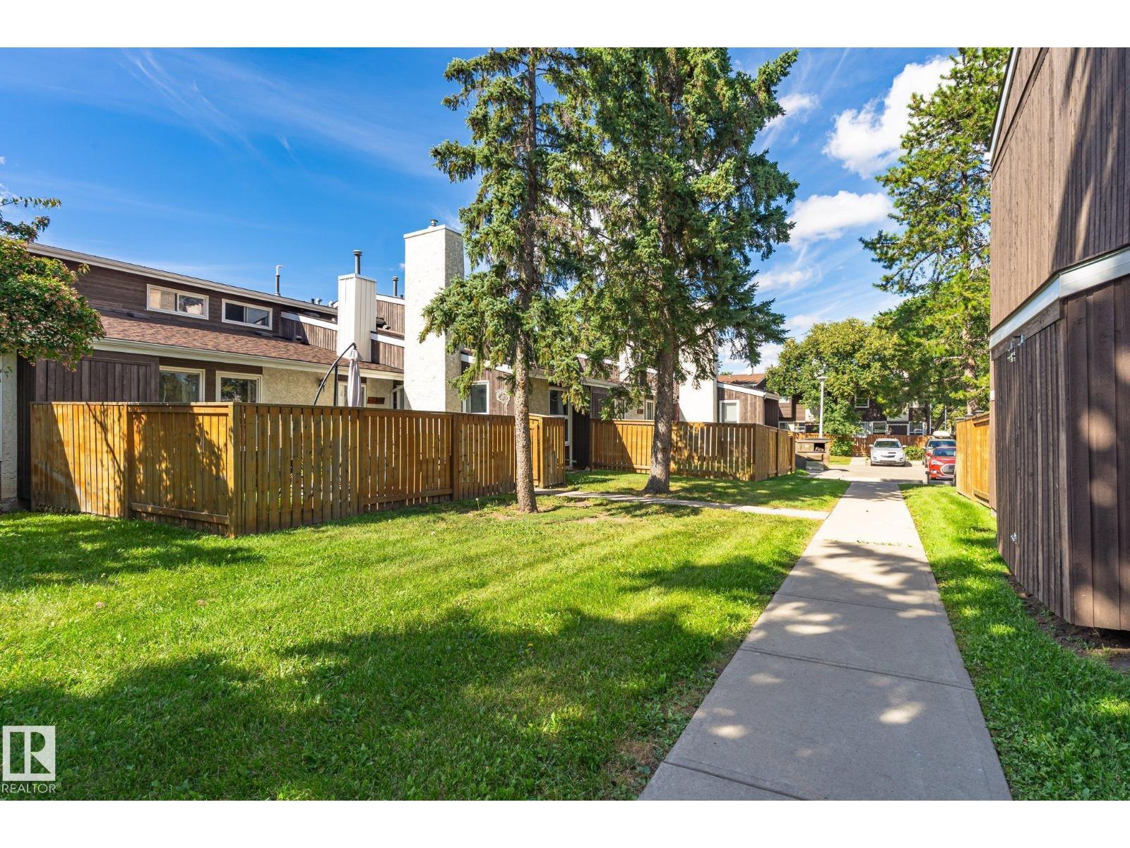 6522 184 ST NW - 37