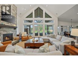 Entrance - 8757/8761 Oyster River Way, Black Creek, BC V9J1K5 Photo 13