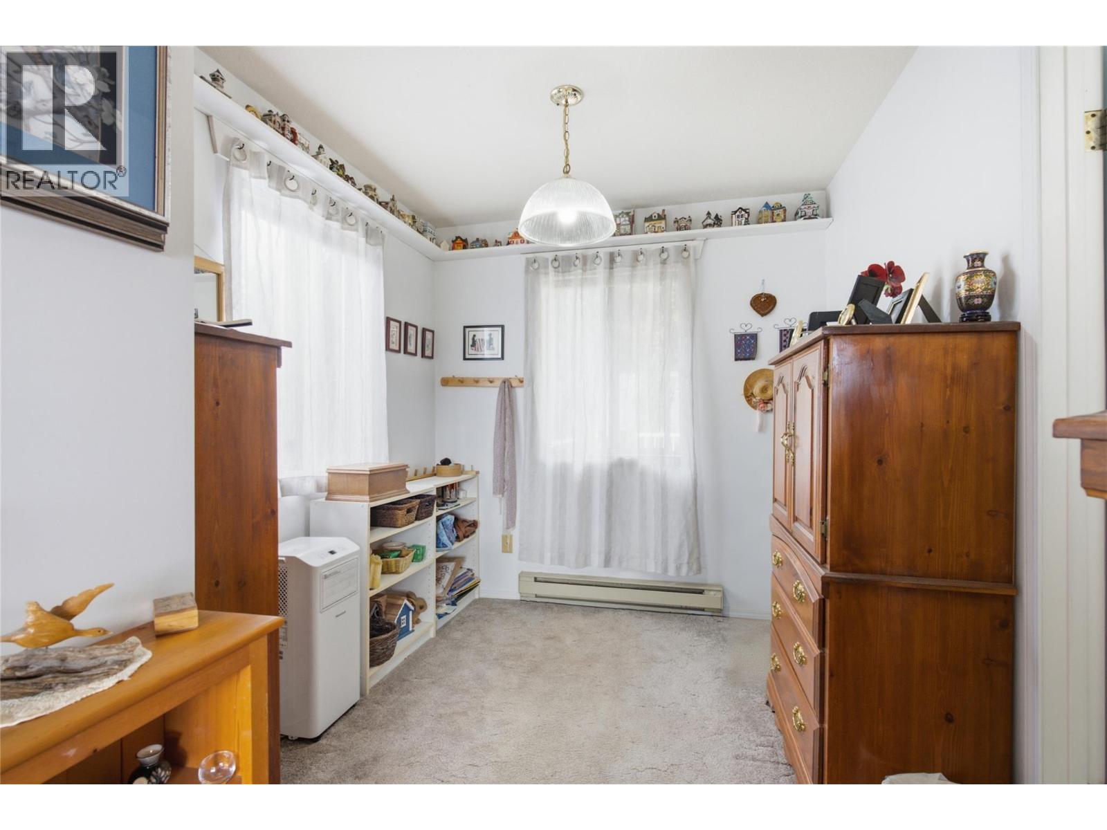 2463 Reid Avenue - Image 24