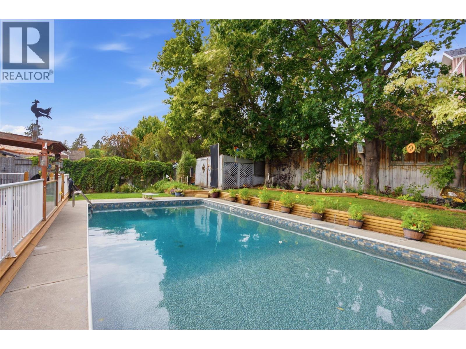 2463 Reid Avenue - Image 14